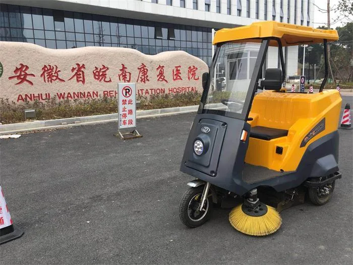NanboC170 Semi-enclosed Road Sweeper serving a hospital in Wuhu
