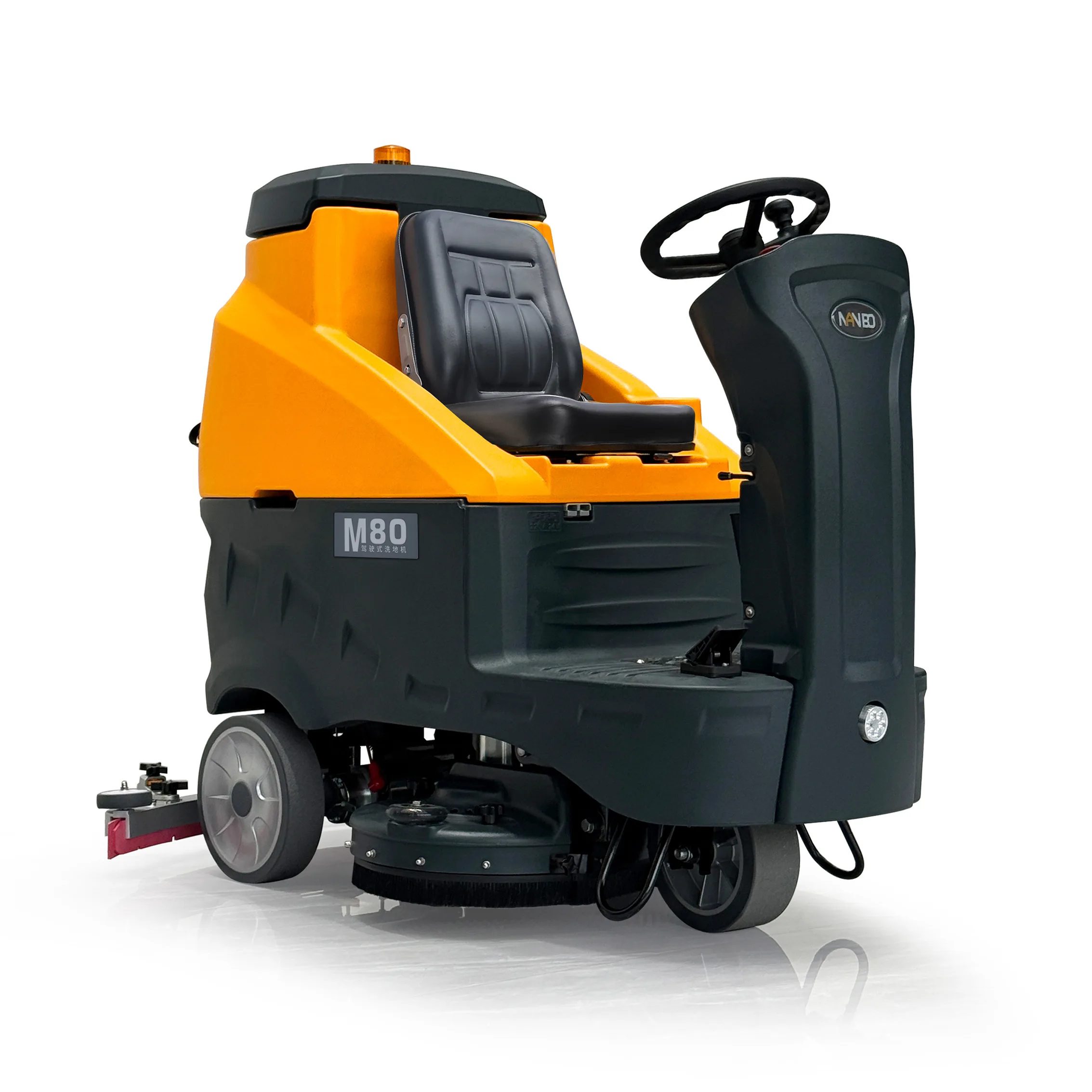 M80 (Rear-Wheel Drive) Ride-on Scrubber-Dryer (3)